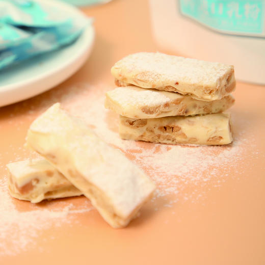 （年货）徐福记鲜奶味牛轧糖袋250g 商品图3