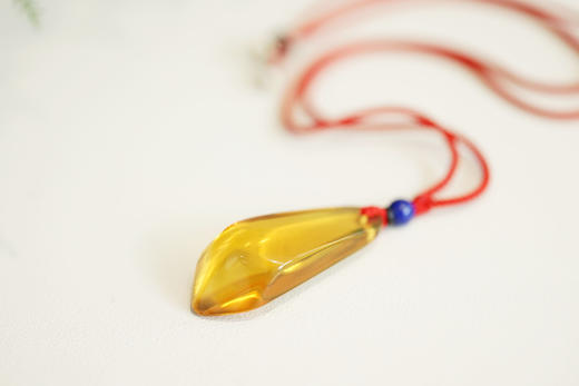 墨西哥蓝珀光面随形吊坠  特价 商品图3