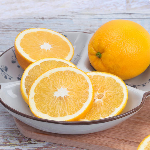 赣南脐橙 中华名果 橙汁满满 芳香四溢 自然成熟 商品图2