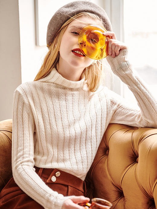 欧芮儿白色人字纹毛衣女宽松外穿新款修身显瘦套头半领打底衫 商品图3