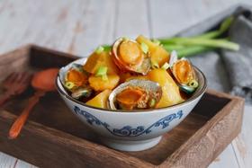 年夜饭菜单上的“黄金山甲天下”，鲍鱼焖土豆！ 