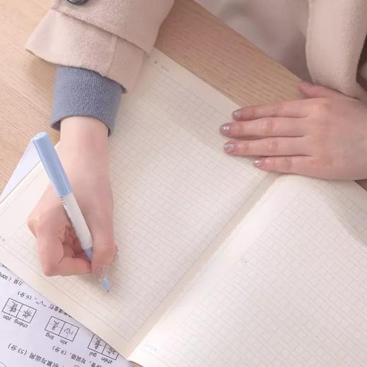 得力B5牛卡纸作业本30张学生语文练习本 商品图2