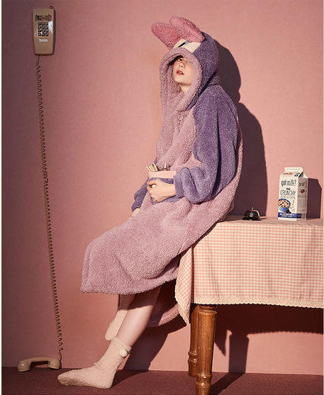 睡衣女秋冬季加厚加绒长款长毛绒鸭鸭连帽卡通可爱睡袍浴袍家居服 商品图3