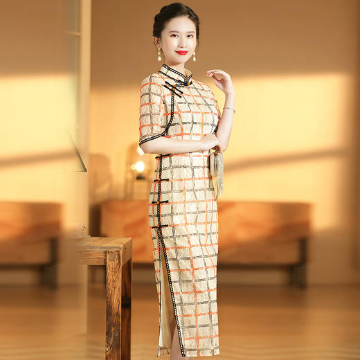 上海旗袍厂AYK-QF-201008蕾丝杏底红黑格旗袍连衣裙2021早春国风女装长款修身短袖旗袍裙女 商品图1