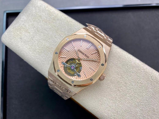 R8.factory解毒好的“陀飞轮”【2020爱彼 皇家橡树 陀飞轮。】独家订制Cal.2924机芯，动力储存68小时爱彼依旧保留的八角形表圈 商品图14