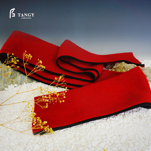 TANGY Collection/天意精品冬季新品新年特辑红色羊绒莨绸边围巾 商品图0