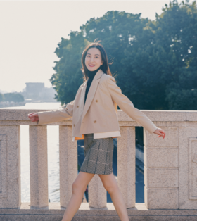 显高又减龄的复古短款西装~