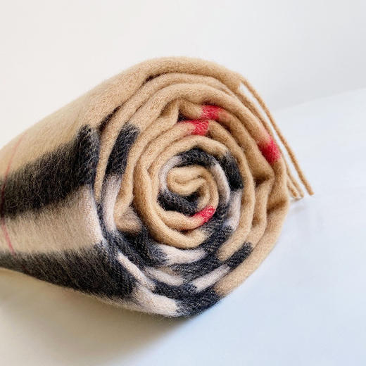 日本100%绵羊毛大格子围巾披肩(礼盒装) 驼色格子 197*67cm 商品图4