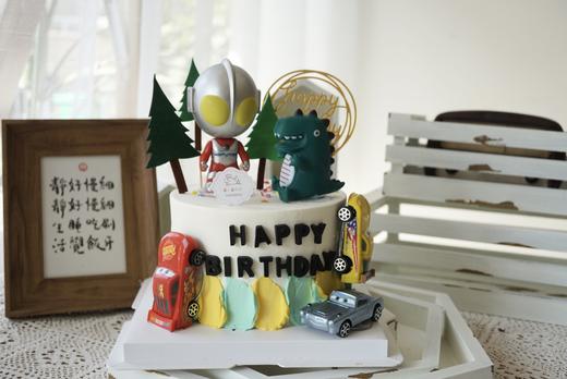 奥特曼和小怪兽和麦昆一起玩 商品图0