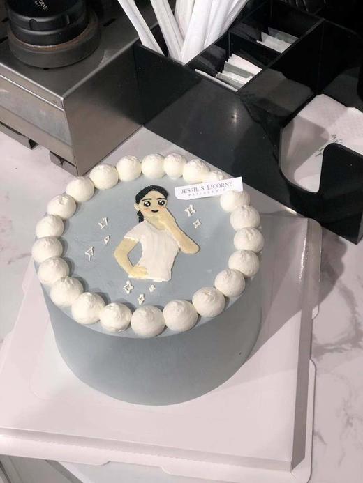 ins风手绘人物照片奶油蛋糕 商品图0