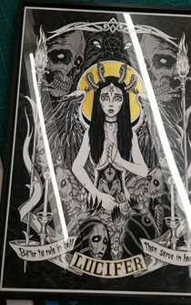 日腥月臆丨路西法