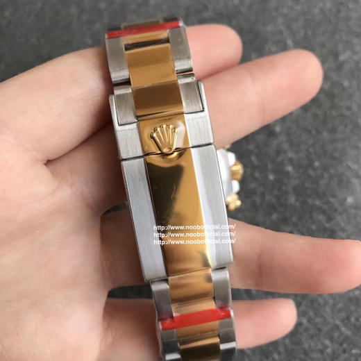 N劳li士迪通拿，单独真正4130机芯，厚度12.6mm和zp一致，904L钢。全部计时功能100% 实现,使用了订制版KIF避震器。 商品图7