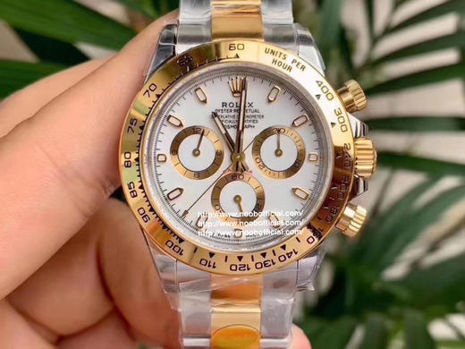 N劳li士迪通拿，单独真正4130机芯，厚度12.6mm和zp一致，904L钢。全部计时功能100% 实现,使用了订制版KIF避震器。 商品图3