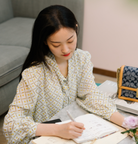 大飘带设计，更多趣味穿搭