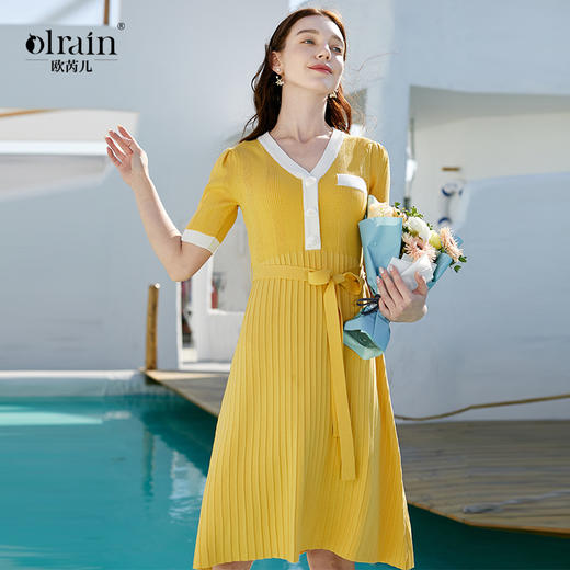 欧芮儿春新品V领短袖针织连衣裙 商品图0