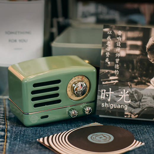猫王小王子FM蓝牙便携式音箱/MW-2A收音机桌面复古 商品图1