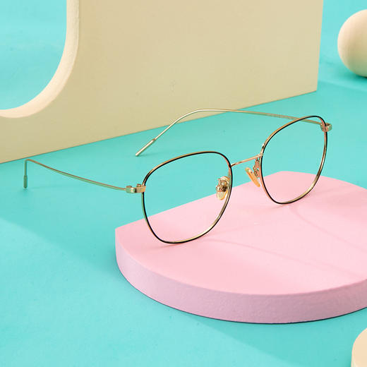 丁香医生推荐 雪梨同款 | ZERSER记忆钛防蓝光光学眼镜 商品图0