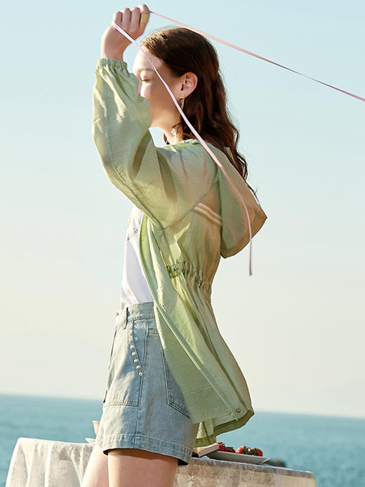 欧芮儿新款长袖连帽外套女绿色防晒衫宽松显瘦百搭上衣 商品图1