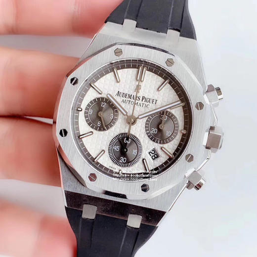 JH精品  皇家橡树系列26331OR计时码表，采用同正品一致（6字位小秒）7750计时机芯，316精钢表壳通过拉丝和部分抛光打磨处理之后 商品图6