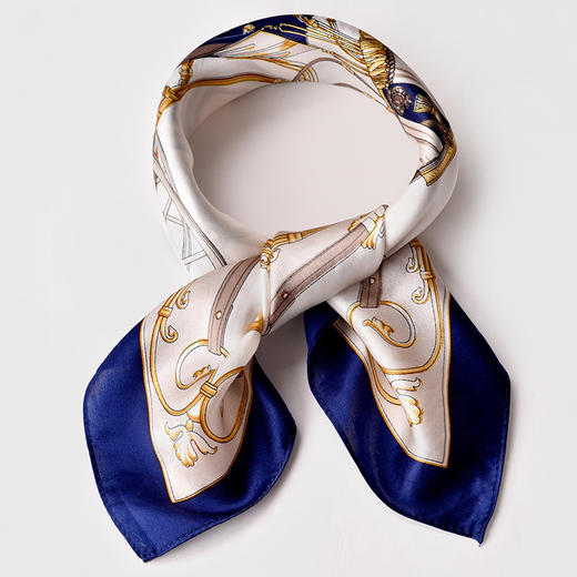 新款真丝小方巾100桑蚕丝印花丝巾女杭州丝绸围巾女士小领巾