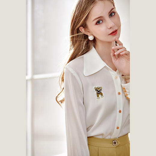 欧芮儿翻领长袖衬衫女春季新款时髦知性简约刺绣优雅俏皮减龄上衣 商品图1