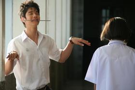 初恋时分： 有些人注定不是最合适的那个。