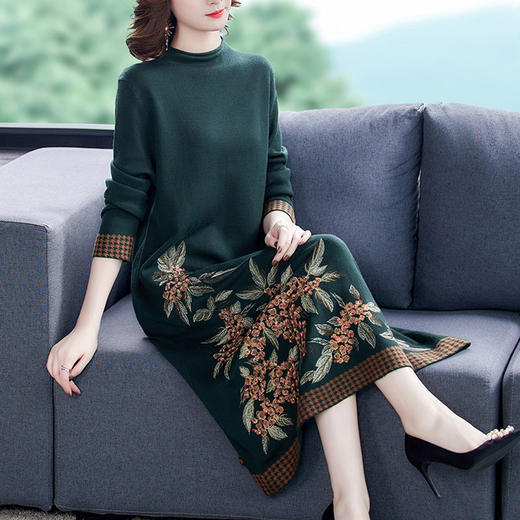 NYL-4681813秋冬新款中长款针织连衣裙 商品图0