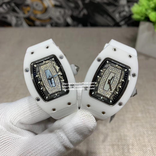 RichardMille理查德•米勒（女款陶瓷系列）RM 07-01 WHITE CERAMIC DIAMONDS🇫🇷精准走时节拍28800尺寸 搭配专柜正品一致的天然陶瓷 31mmX45mm 商品图6