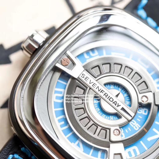 原单货七个星期五M1/05是SEVENFRIDAY与国际和平奖获得者国际助残组织共同合作推出的限量款手表，尺寸:47X47.6mm 商品图2