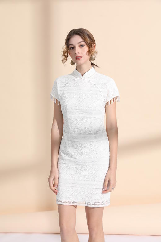 手工钉珠装饰改良小旗袍 商品图2