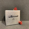 Bearbrick 丝绒耳钉-红色 商品缩略图0