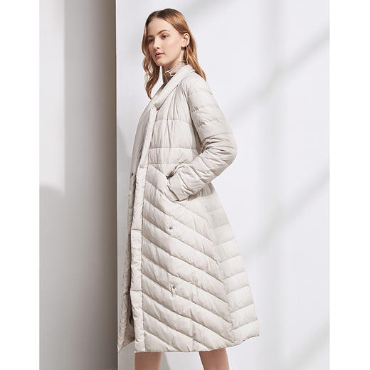 EITIE爱特爱秋冬新款宽松舒适百搭收腰显瘦薄款羽绒服外套女5811504 商品图7