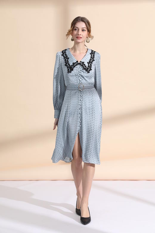 开叉摆复古领泡泡袖连衣裙（附腰带） 商品图0