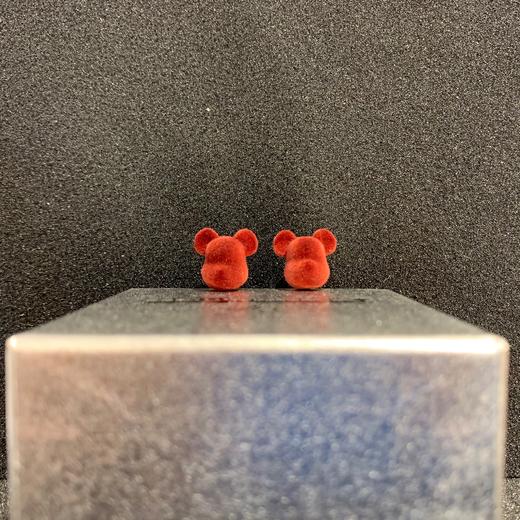 Bearbrick 丝绒耳钉-红色 商品图1