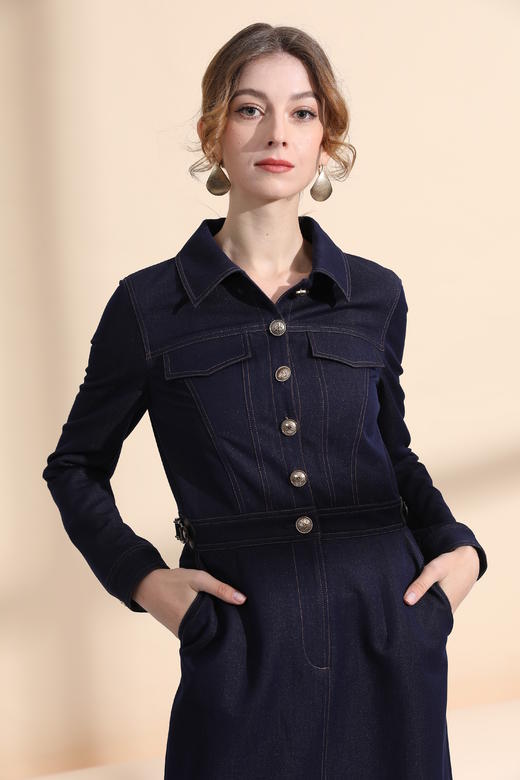 迹明线收腰连衣裙 商品图3