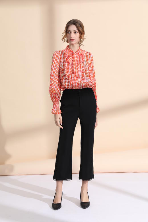 领飘带门襟压褶木耳边衬衣 商品图0