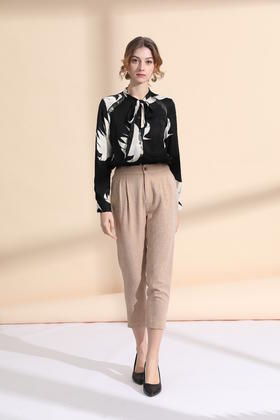 肩部流苏装饰系带领上衣