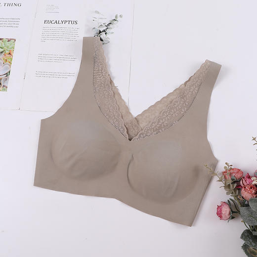 【秒杀品不退不换】皇家丽美轻羽无痕内衣收副乳无钢圈无感贴合文胸内衣套装WW018 商品图4
