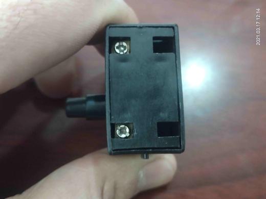 【货号04986】浙江100角磨机开关 单边接线开关电钻开关5A带锁开关 商品图5