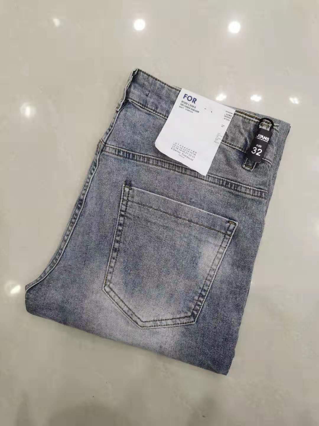 1326 时尚牛仔裤