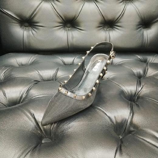 LFGJ 6611 网纱铆钉尖头细跟单鞋女 商品图0