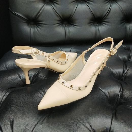 LFGJ 6611 网纱铆钉尖头细跟单鞋女 商品图9