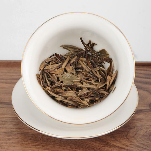 龙印·老白茶饼2010年白牡丹258g   成箱规格：6提共42饼 商品图3