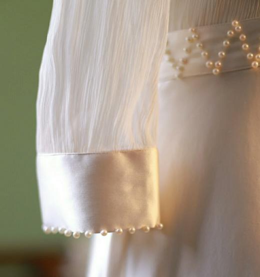 荷言HEYEN 东方美人【明星同款】重磅真丝+手工钉珠+蕾丝贴片手工旗袍 商品图5