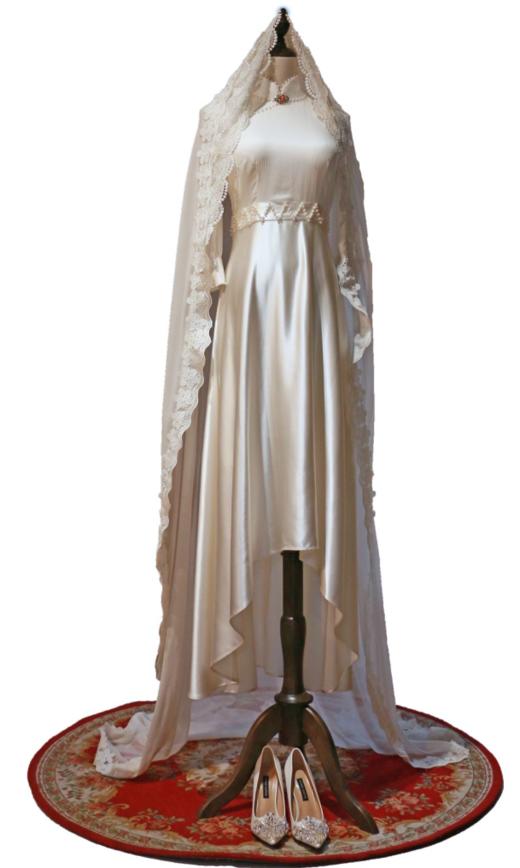 荷言HEYEN 东方美人【明星同款】重磅真丝+手工钉珠+蕾丝贴片手工旗袍 商品图1