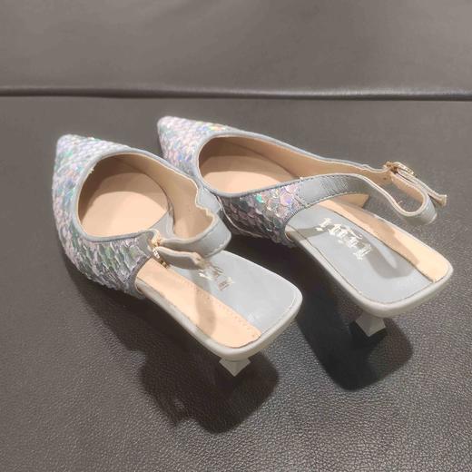 lfgj jeans bk203幻彩小牛皮割纹女凉鞋 商品图4