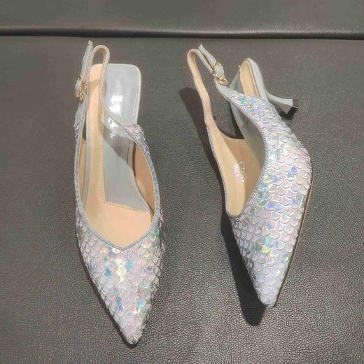 lfgj jeans bk203幻彩小牛皮割纹女凉鞋 商品图3