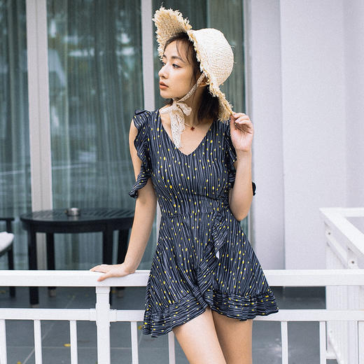 皇家丽美衣女士连体保守显瘦遮肚泳衣YN2809 商品图2