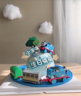 托马斯轨道主题蛋糕