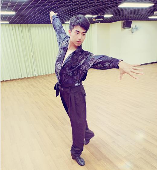 周5C拉丁舞基础班公园前1【梁耀斌】 商品图0